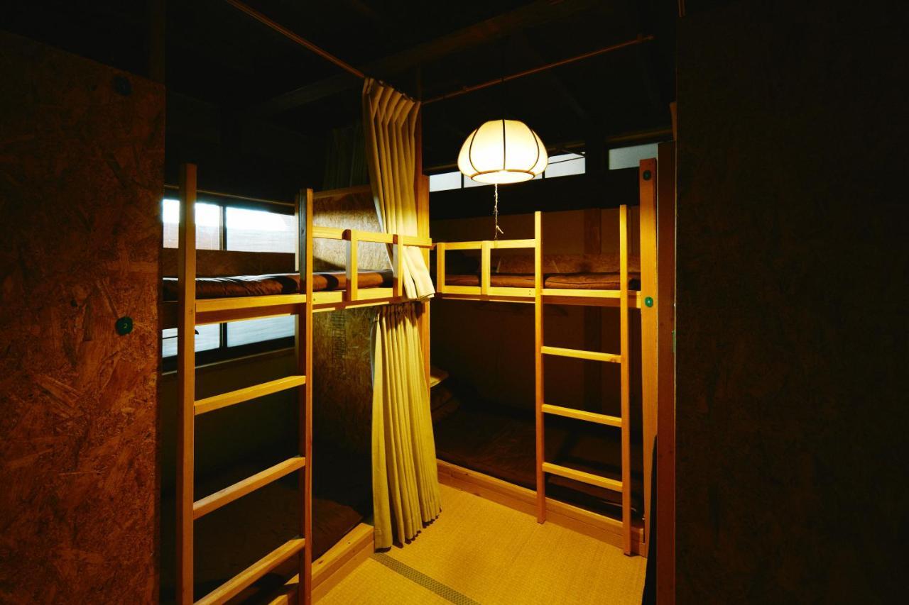 Hostel&Bar Camosiba Йокоте Екстериор снимка